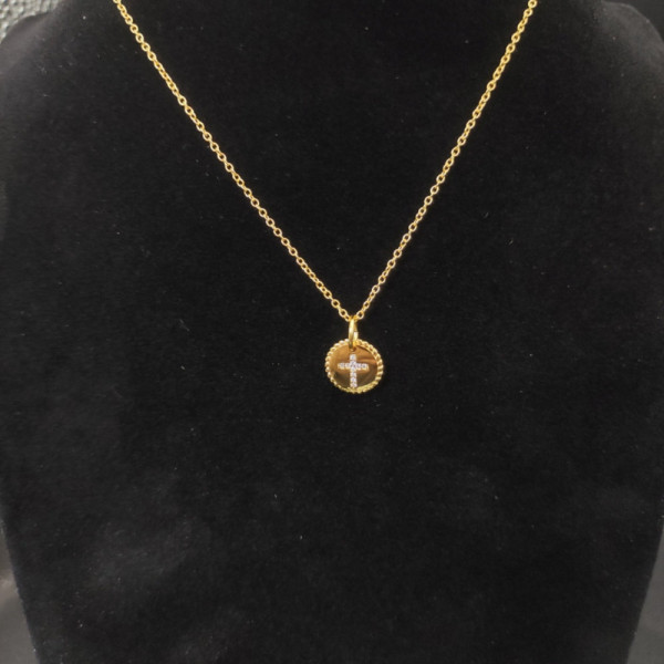David Yurman Cross Medallion Pendant Necklace Gold