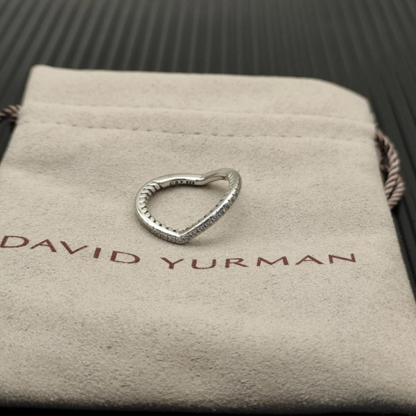 David Yurman Silver Heart Pav&Atilde;&copy; Diamond Ring