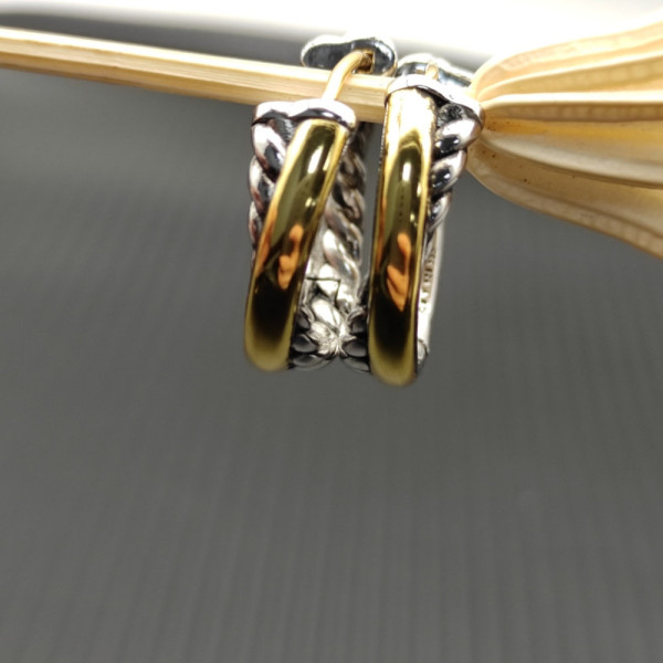 David Yurman 22x6.6mm Cable Single Strand Hoop Earrings