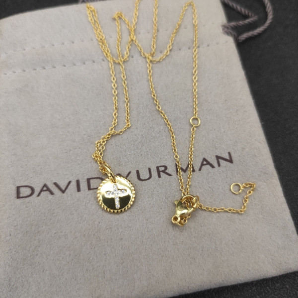 David Yurman Cross Medallion Pendant Necklace Gold
