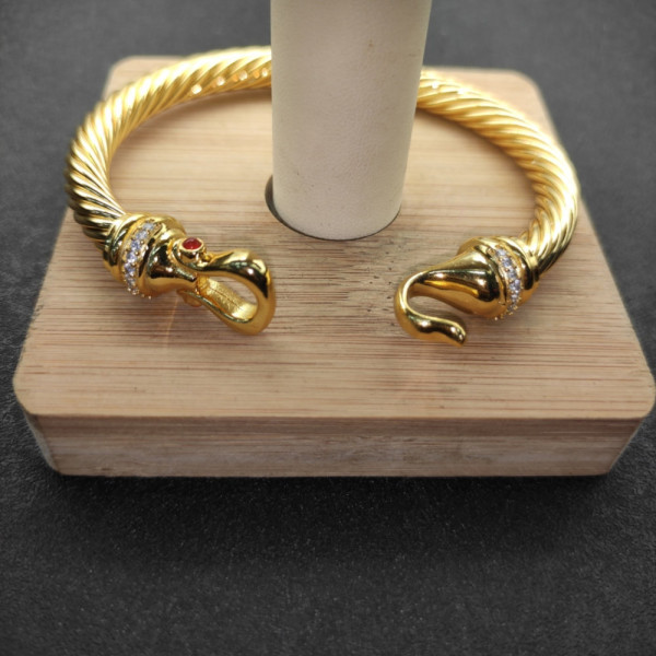 David Yurman Gold-Tone 7mm Diamond Hook Head Cuff Bracelet
