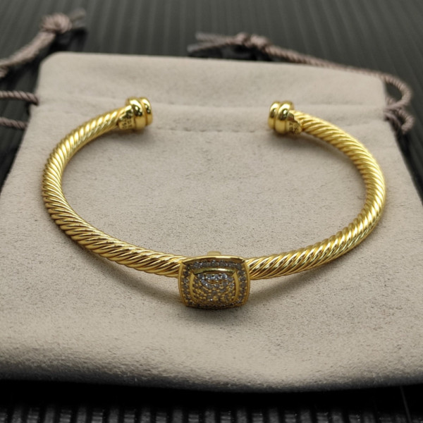 David Yurman Gold 4mm Pav&Atilde;&copy; Cushion Cable Bracelet