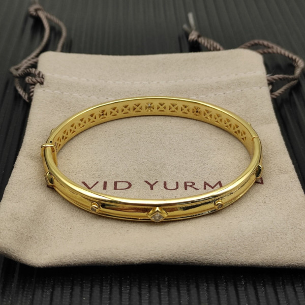 David Yurman 8mm Gold Pav&Atilde;&copy; White Diamond Renaissance Band Bracelet