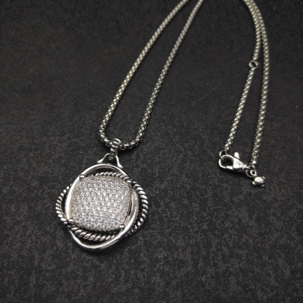 David Yurman 32mm Silver Pav&Atilde;&copy; Diamond Square Cable Necklace