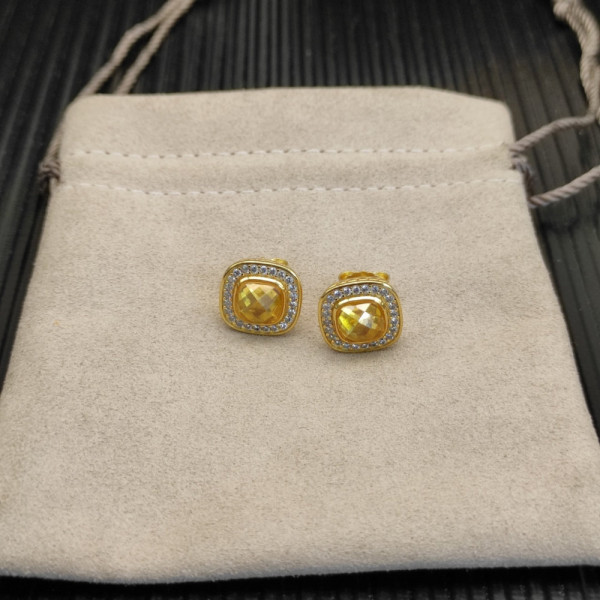 David Yurman 7mm Gold Square Yellow Diamond Stud Earrings