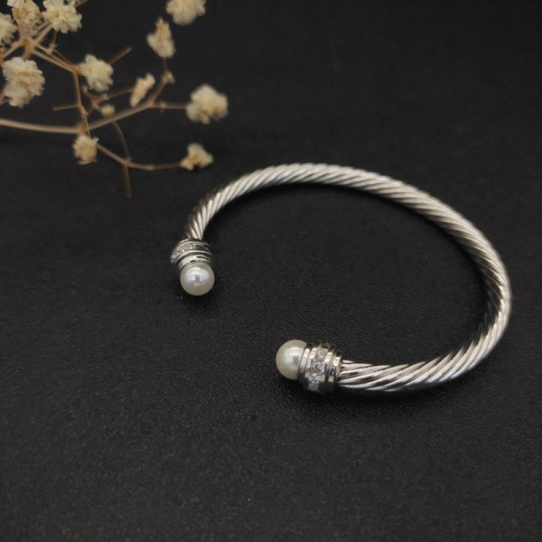 David Yurman 5mm Pearl Accent Gemstone Cuff Bracelet