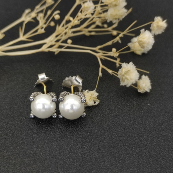 David Yurman Sterling Silver Four-Prong Pearl Stud Earrings