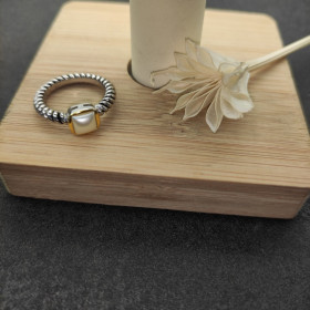 David Yurman 6mm Wide Square Pearl Ring